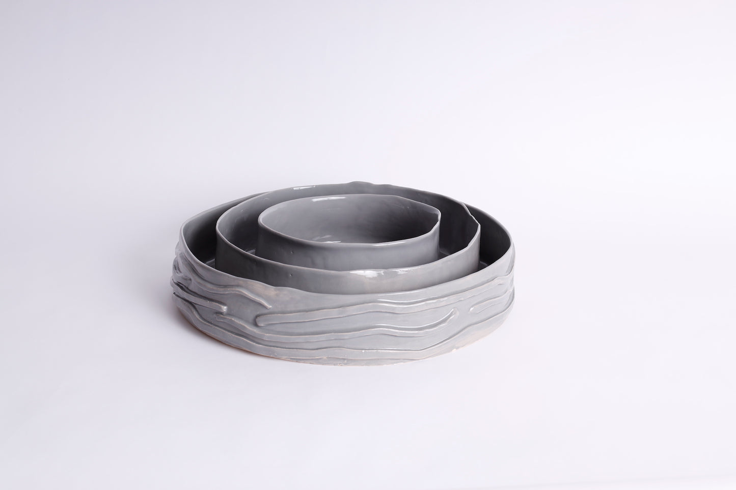 Grey Set of Platters with Rails