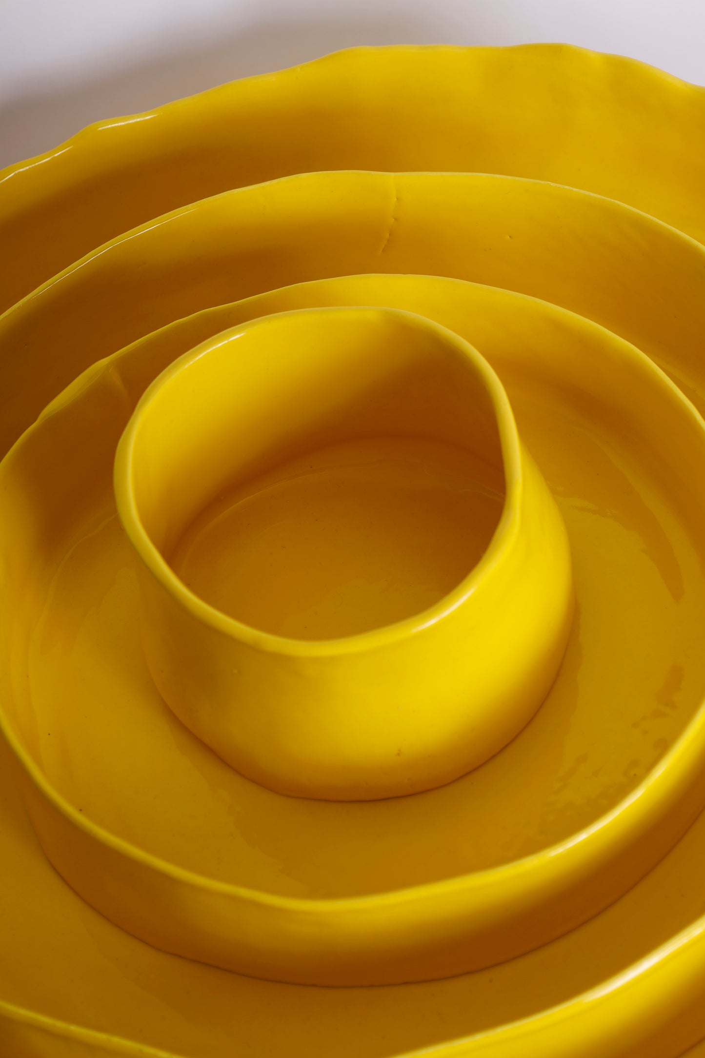 Yellow Low Edge Set of Platters